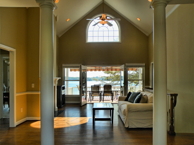 Living Room in Walker Point Home on Keowee